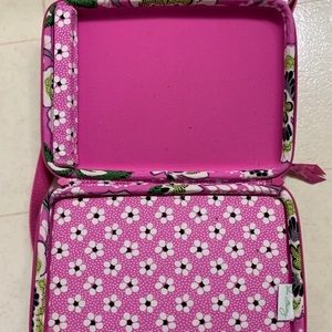 Vera Bradley Bags - Vera Bradley IPad carrying case Vera Bradley Bags - Vera Bradley IPad carrying case